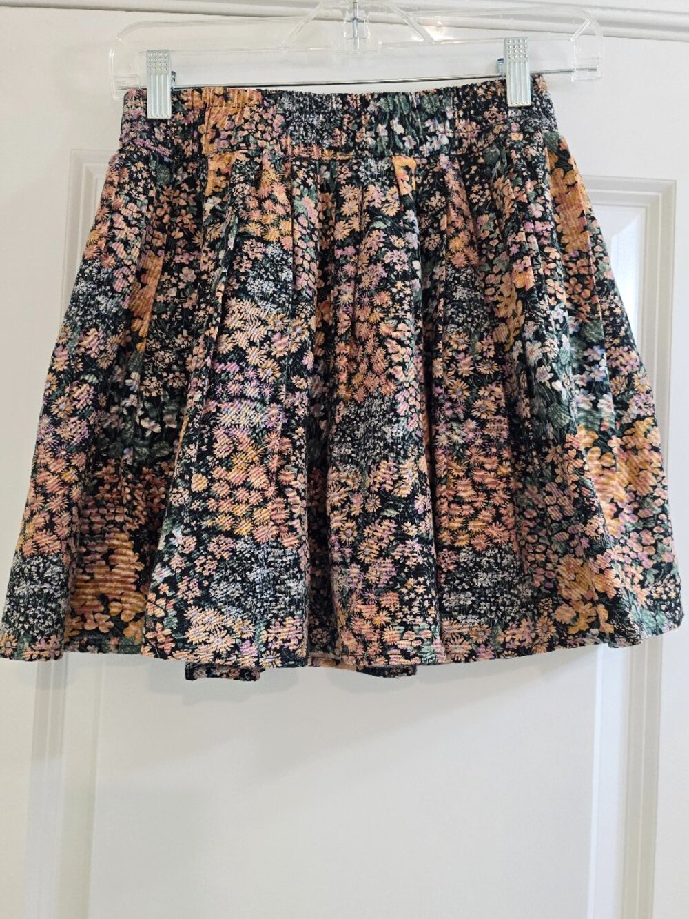 American Eagle Floral Pleated Mini Skirt - Multi-Colored With Black Undertones - Picture 2 of 8